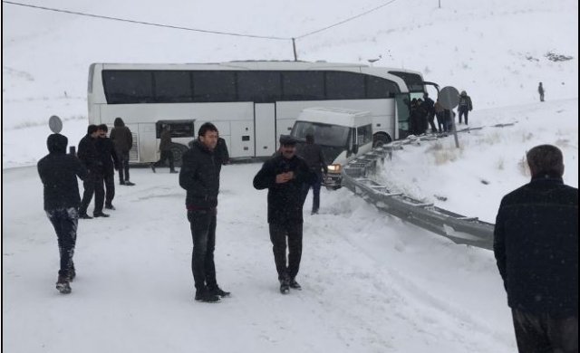 Güzeldere Geçidi'nde yolcular ölümden döndü