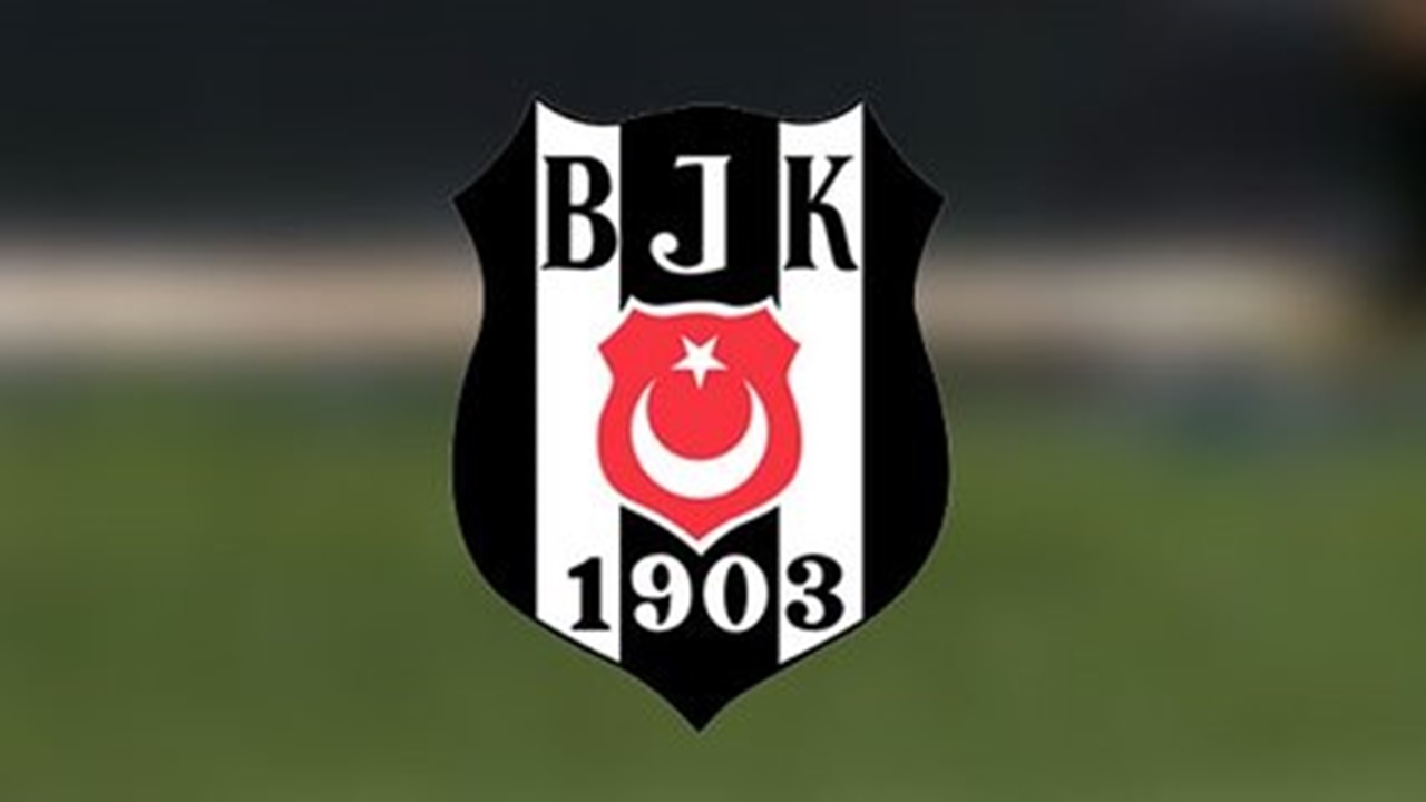 Beşiktaş’ta seçim öncesi yeni gelişme! O isim başkanlığa aday olduğunu açıkladı