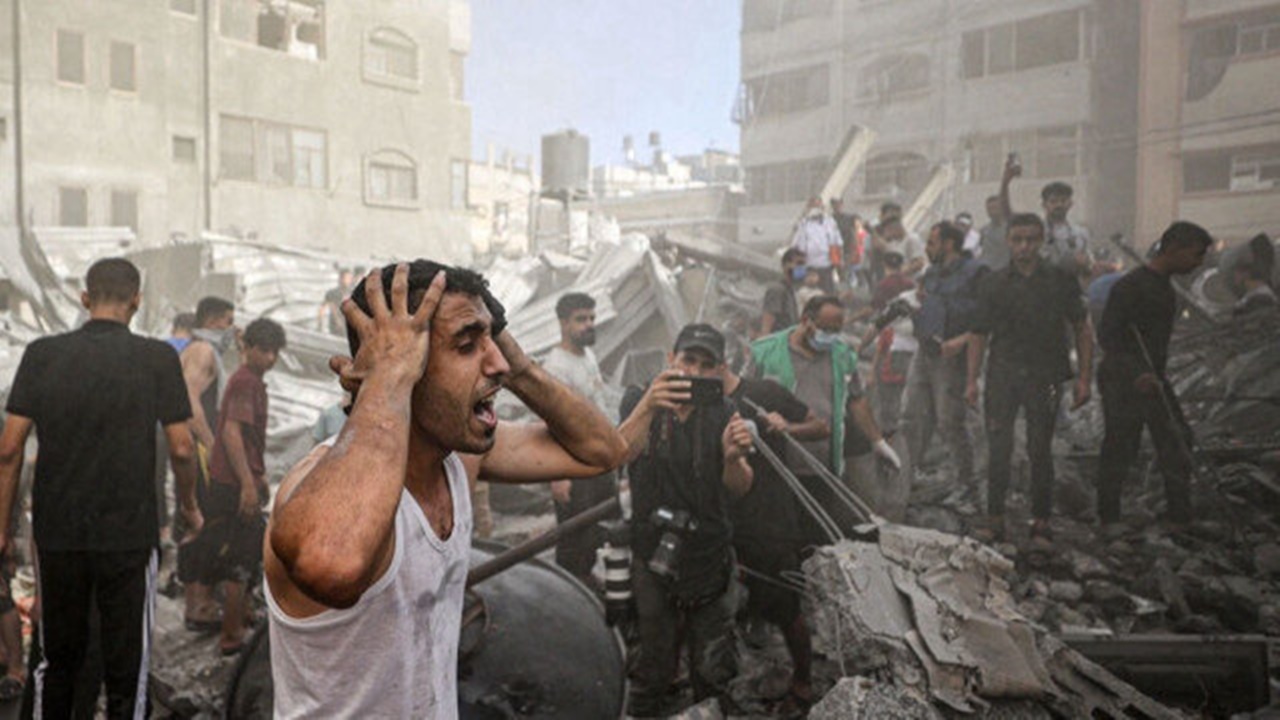 Gazze’de acı bilanço ağırlaşıyor! Hayatını kaybedenlerin sayısı 11 bini aştı!
