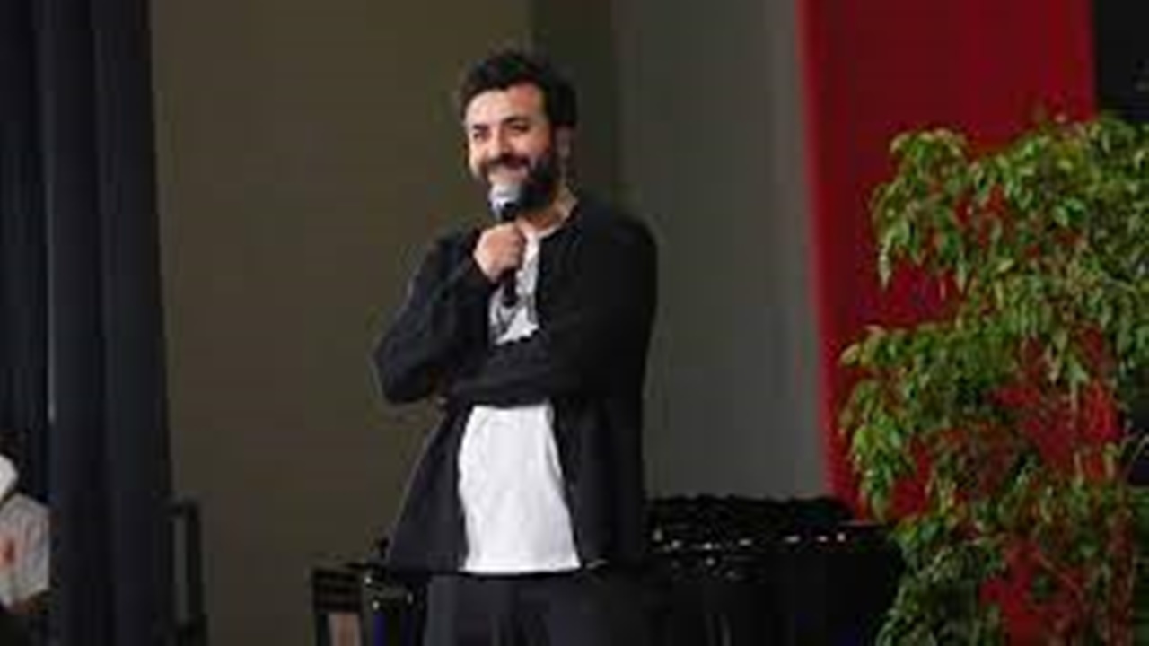 Hasan Can Kaya 20 milyon TL değerindeki aracıyla dikkat çekti