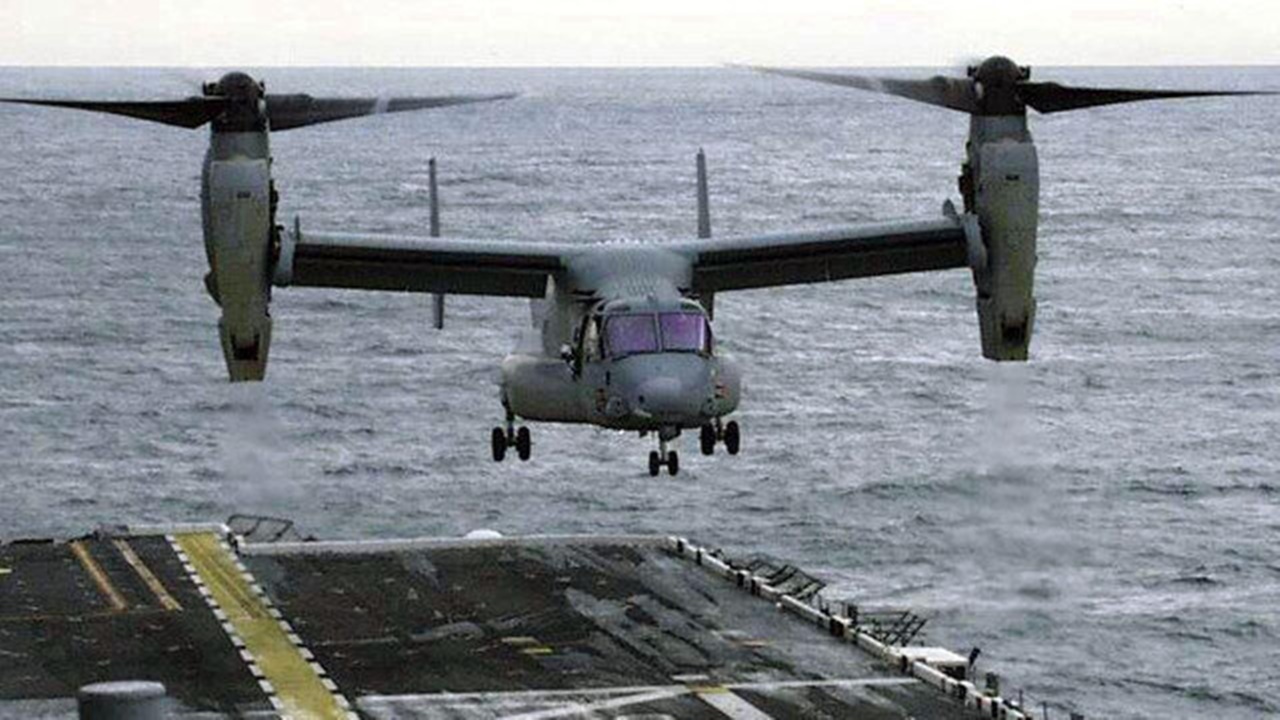 ABD askeri uçağı okyanusa düştü! İçinde 8 kişi vardı