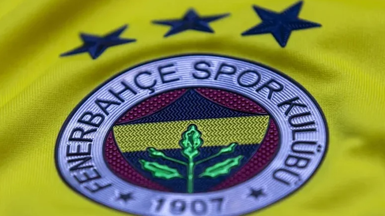 Fenerbahçe'de şaşırtan ayrılık! Yıldız isim resmen gidiyor, yeni takımı belli oldu