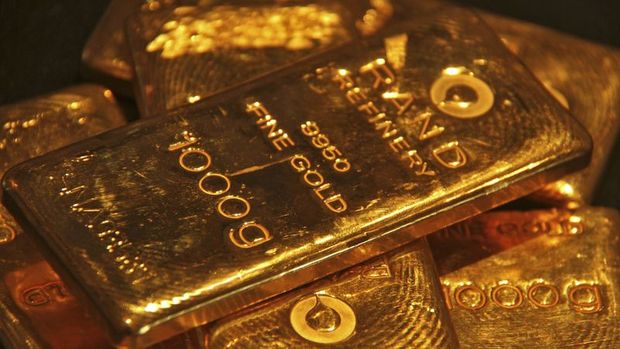 Altın fiyatları yıl sonuna doğru yukarı tırmanıyor