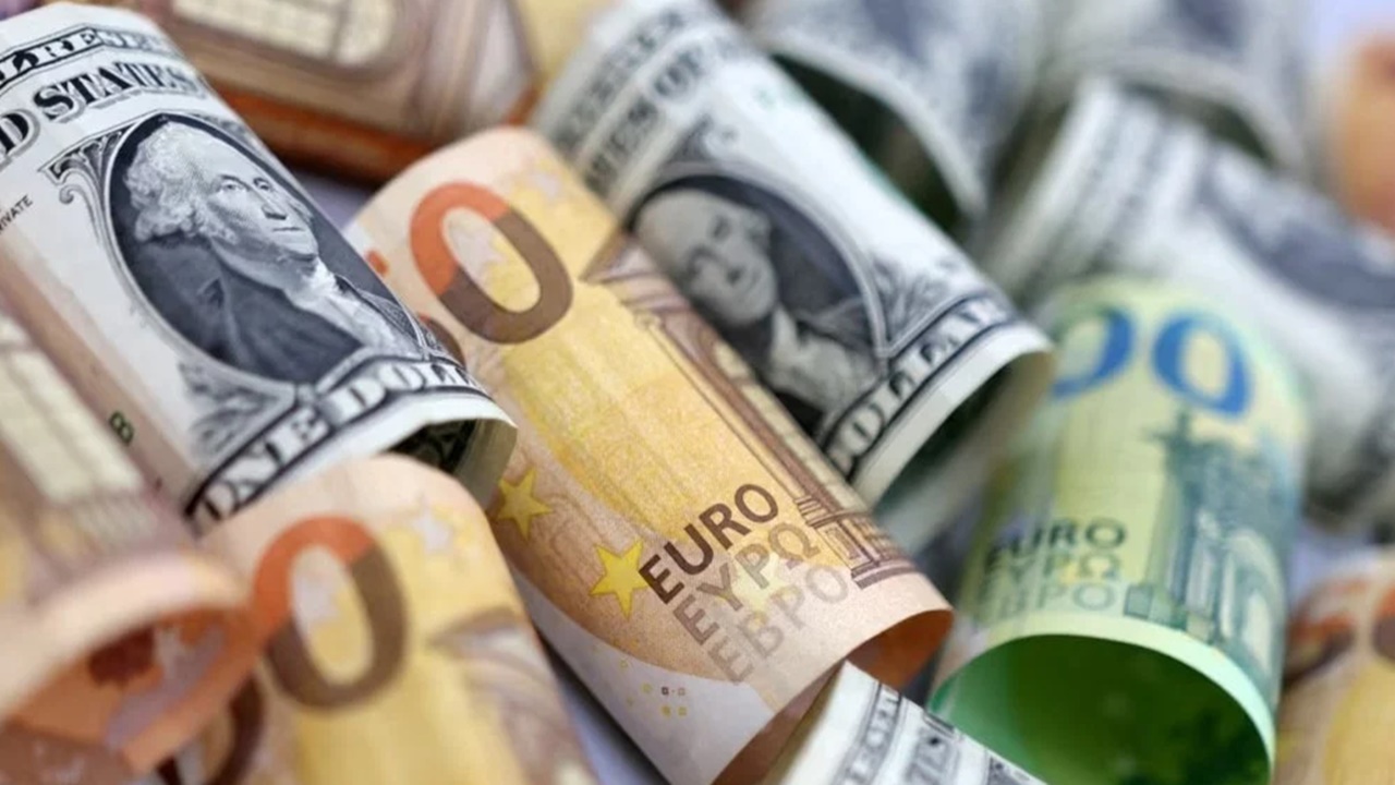 Dolar ve Euro yeni haftaya nasıl başladı? Döviz kurları son durum