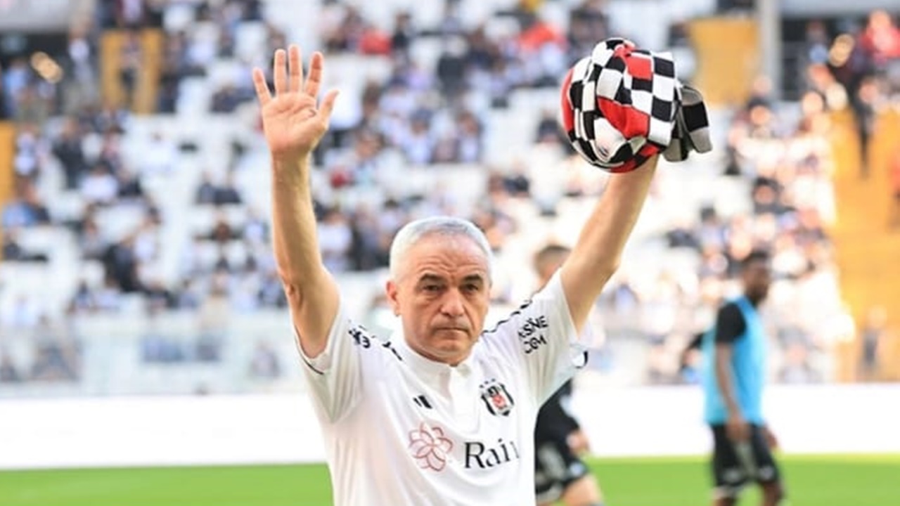 Beşiktaş’ta Rıza Çalımbay ile yollar ayrıldı! Şenol Güneş ve Burak Yılmaz’ın ardından bir ayrılık daha