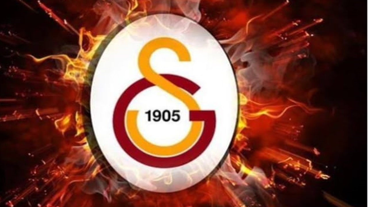 Galatasaray eski Fenerbahçeli futbolcuyu kadrosuna katıyor! Bu transfer çok ses getirecek