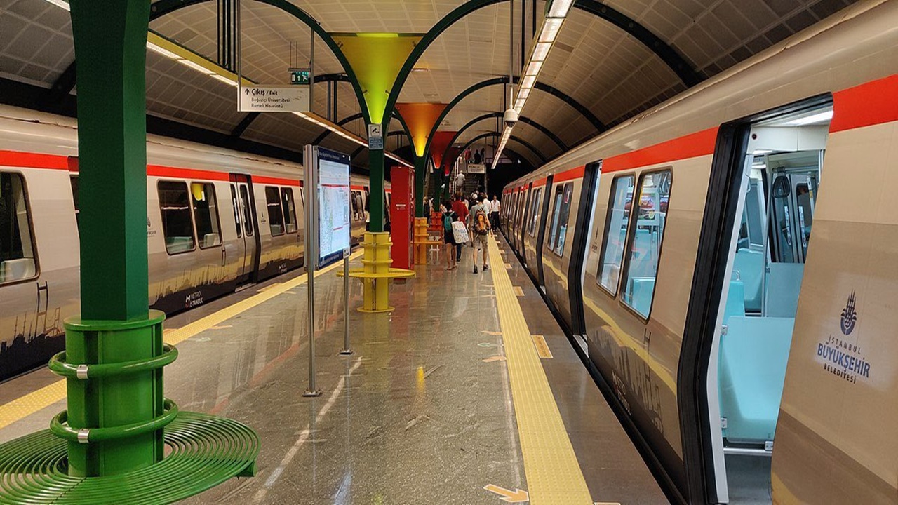 Yeni Kapı Metro İstasyonu’nda intihar! 22 yaşındaki turist raylara atladı