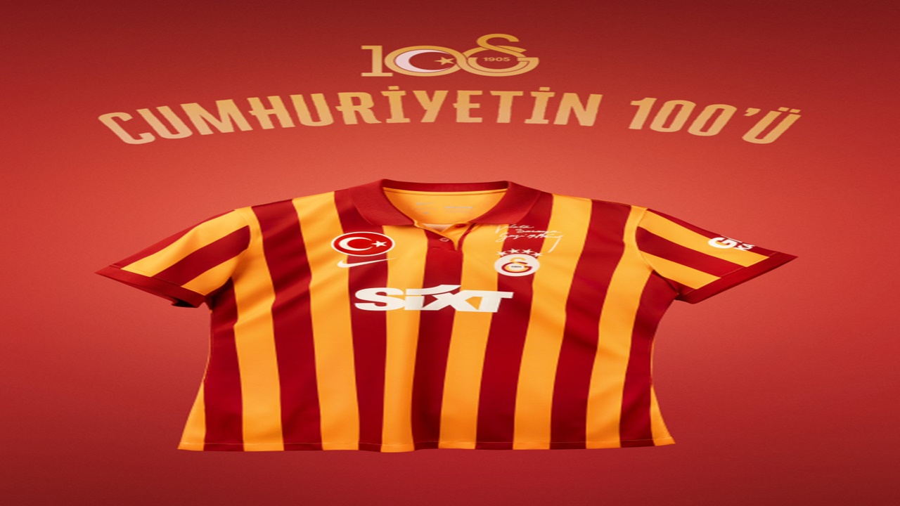 galatasaray-cumhuriyet-in-100-yilina-ozel-formasini-satisa-cikardi-001.jpg