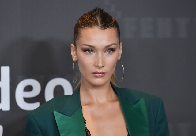 bella-hadid-kariyerim-bitse-bile-destekleyecegim-001.jpg