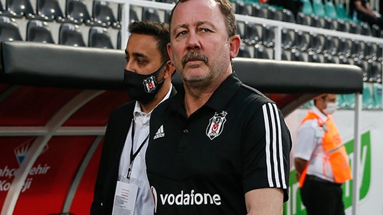 besiktas-teknik-direktor-adaylari-taraftarin-dilinde-tek-bir-isim-var.jpg