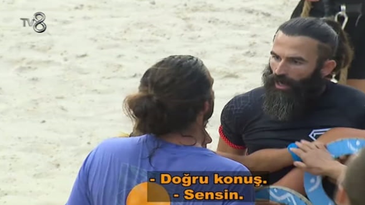 survivor-yine-karisti-iki-isim-birbirine-girdi-takim-arkadaslari-ayirmekta-gucluk-cekti-acun-ilicali-devrede-001.jpg