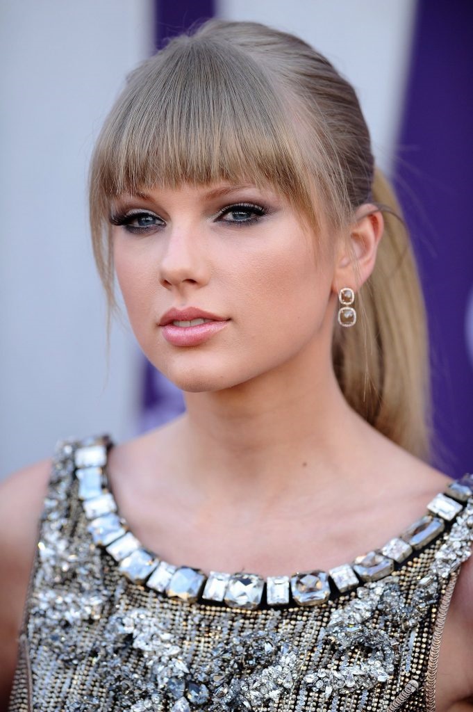 taylor-swiftin-yapay-zeka-tarafindan-mustehcen-fotograflari-yayinlandi-001.jpg