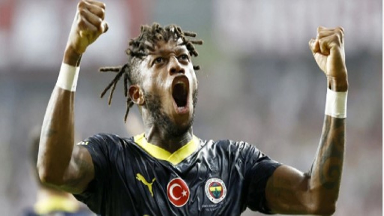 fred-geri-donuyor-fenerbahce-de-sakatlik-kabusu-sona-eriyor-iste-oynayacagi-mac.jpg