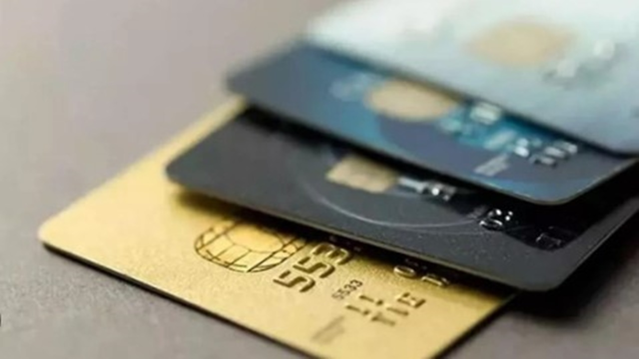 kredi-karti-kullananlar-dikkat-yeni-karar-aciklandi-001.jpg