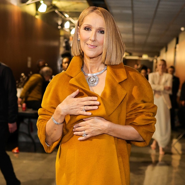 celine-dion-hastaligini-anlatirken-gozyaslarina-hakim-olamadi-001.jpg