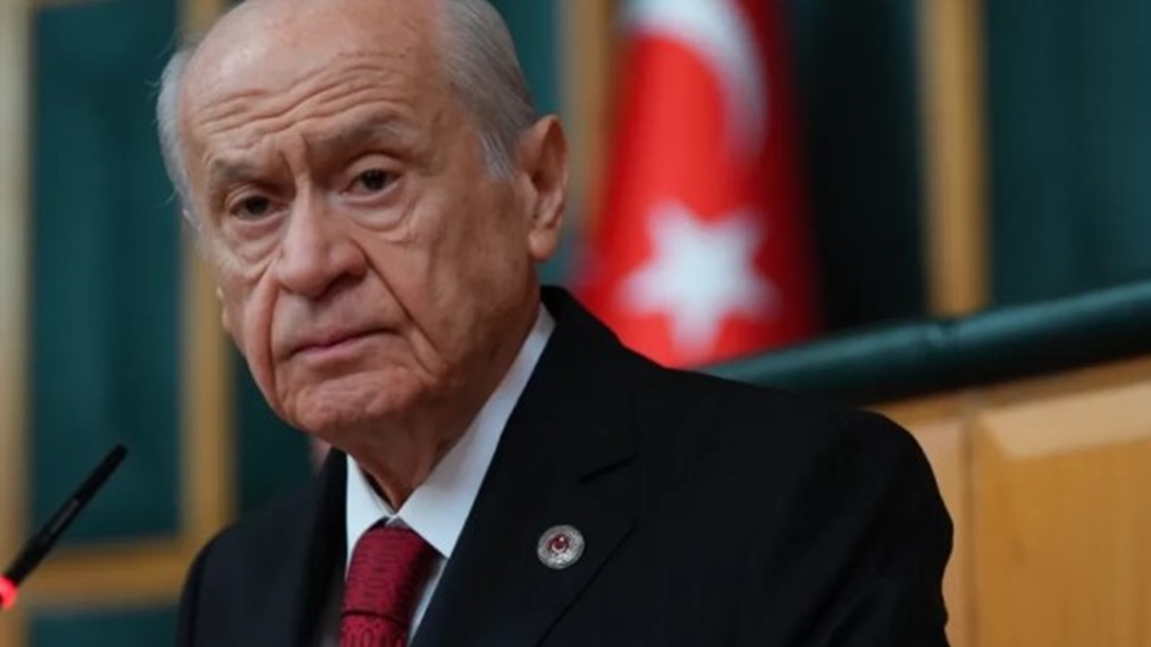 devlet-bahceli-ilk-yorumu-yapti-gundem-dem-parti-ocalan-gorusmesi.jpg