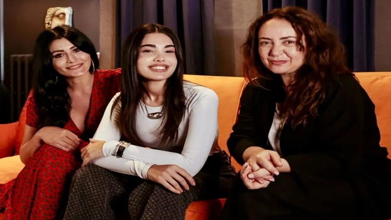 yaprak-dokumunun-ferhundesi-uzun-bir-aradan-sonra-ekranlara-geri-donuyor.jpg