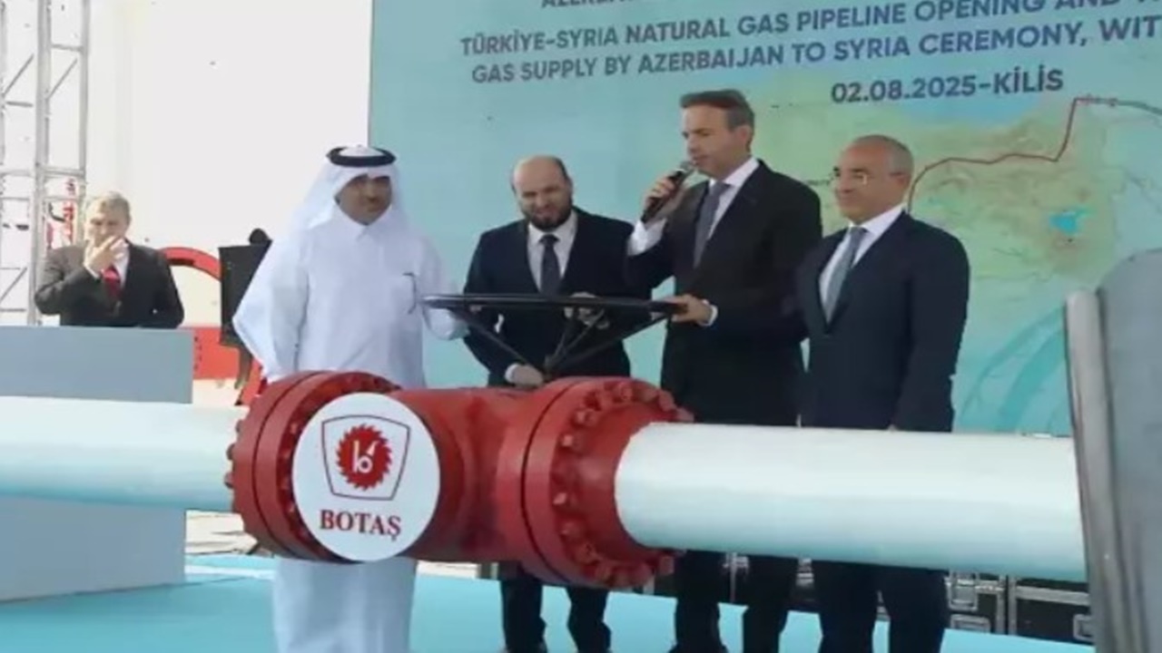 turkiye-den-suriye-ye-dogalgaz-akisi-basladi-bakan-bayraktar-duyurdu.jpg