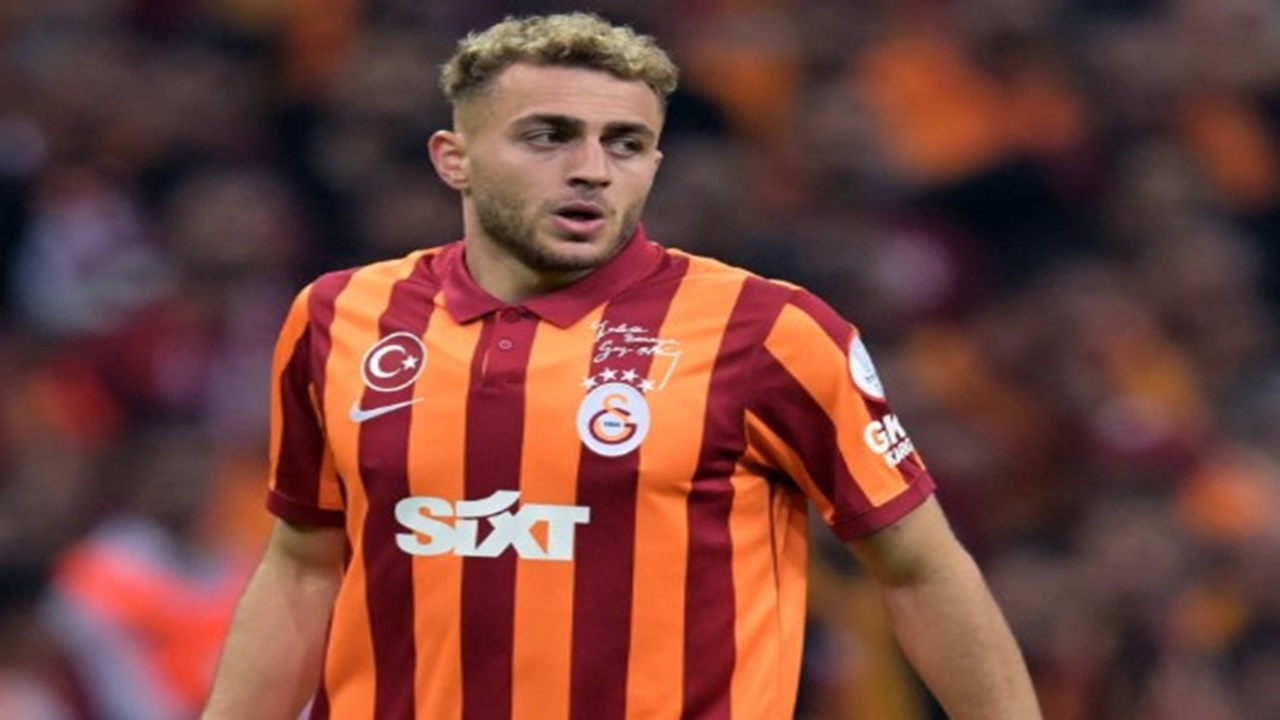 galatasarayda-baris-alper-yilmaz-krizi-9-milyon-dolarlik-teklif-gelmisti.jpg