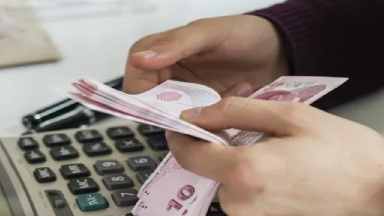 zamli-memur-maaslari-tablosu-cikti-iste-kalem-kalem-yeni-maaslar.jpg