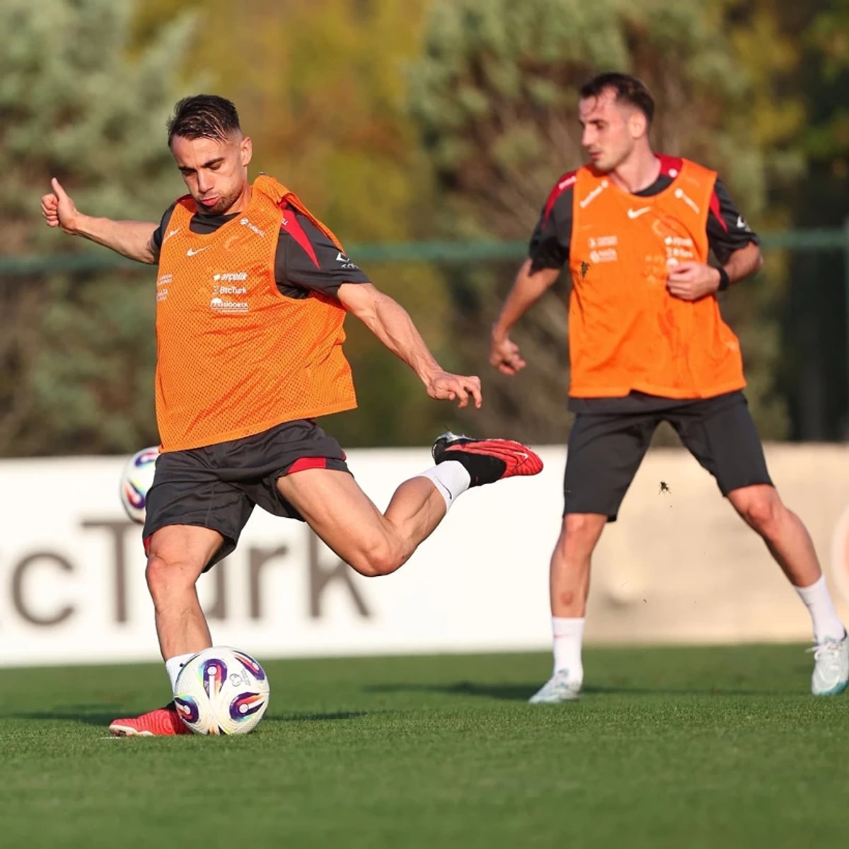 galatasarayli-yunus-akgunden-olay-paylasim-1.jpg